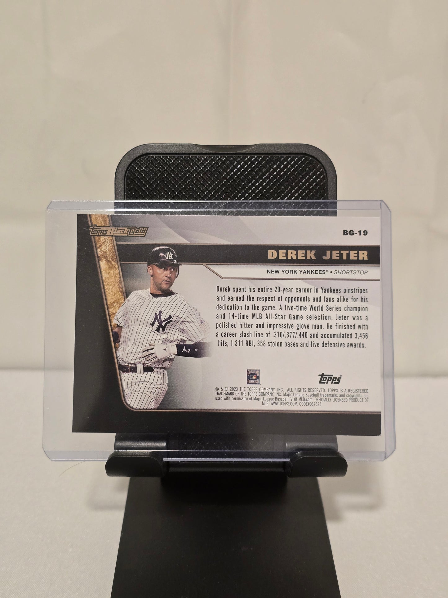 Derek Jeter Topps Black Gold