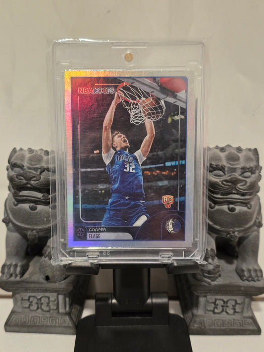 Cooper Flagg Rookie Card Refractor